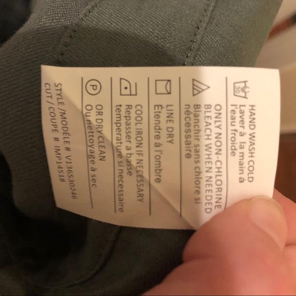 Vince Foldover Waistband Linen Skirt in Army Green - Picture 8 of 8